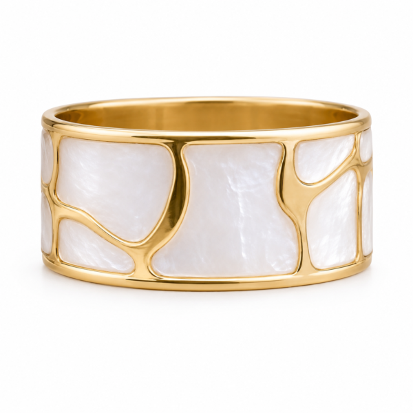 Wavy Pearl Ring