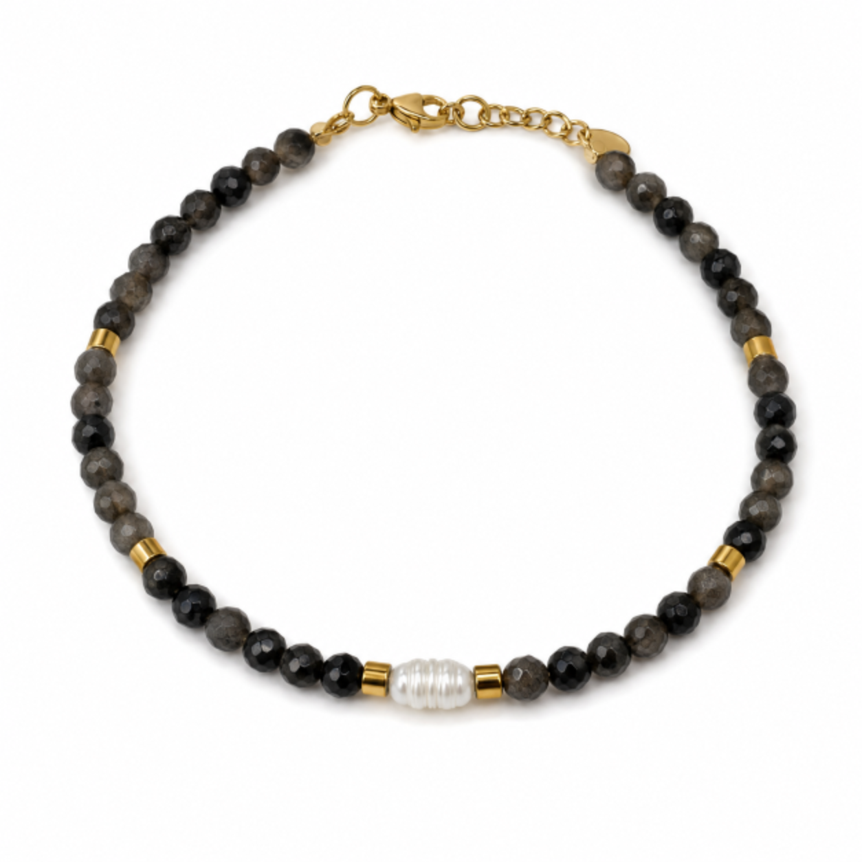 — A sophisticated bracelet featuring dark pearls for an elegant, mysterious finish.